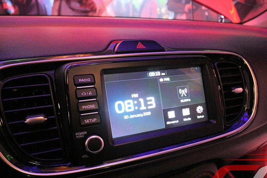KIA Soluto MT 1.4L - Hình 10
